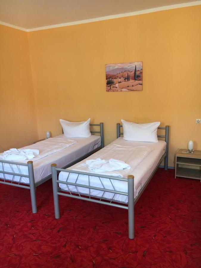 Hotel Pension Streuhof ברלין מראה חיצוני תמונה